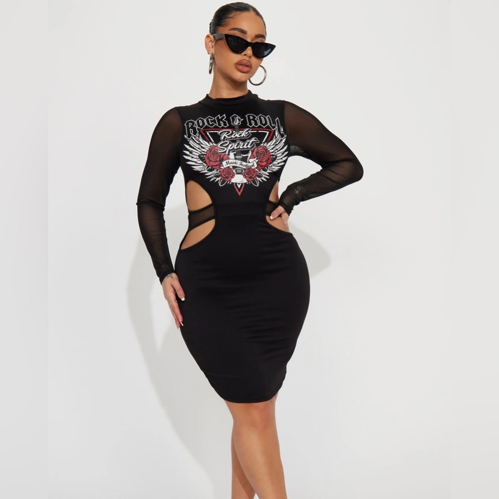 Fashion nova black dress